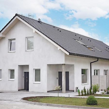 Вилла Zielona Dolina 2020 Smolec Экстерьер фото